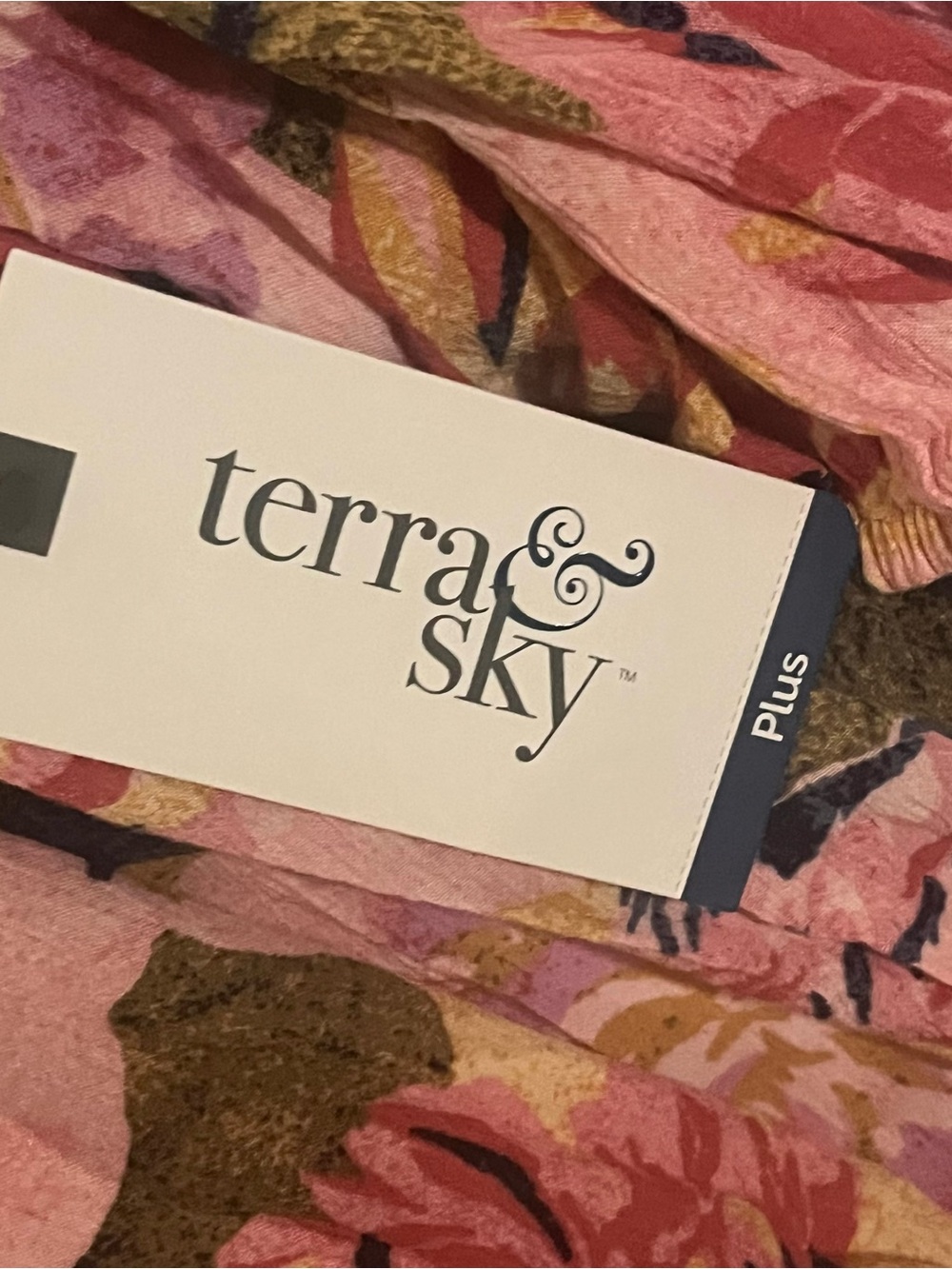 Terra & Sky Pink Floral Boho Tunic with Olive Green Accents 2X - Picture 7 of 11